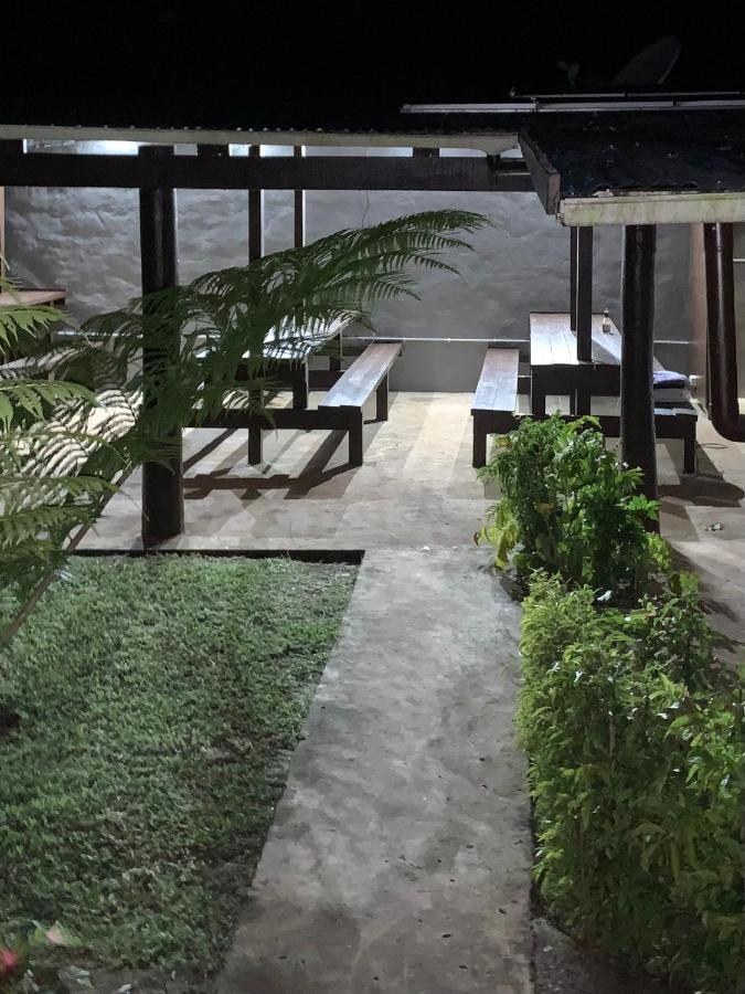 Camp Taveuni Hostel Matei Kültér fotó
