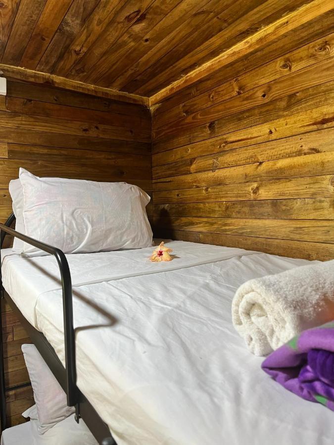 Camp Taveuni Hostel Matei Kültér fotó