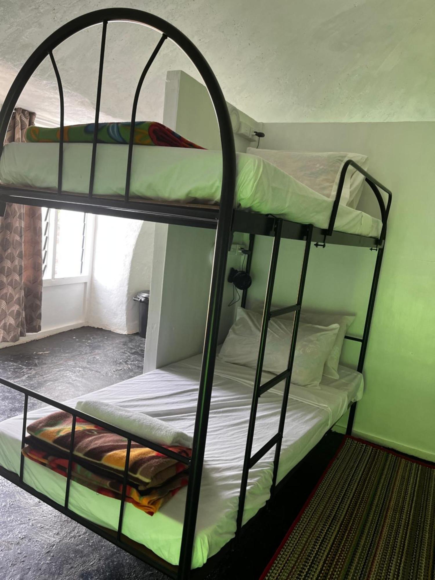 Camp Taveuni Hostel Matei Kültér fotó